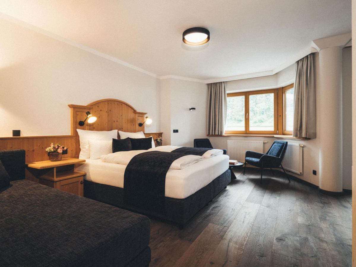 Hotel Tirolerhof 4 Sterne Superior Tux